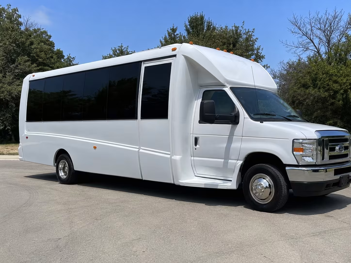 party bus rentals for pittsburgh concert nights out