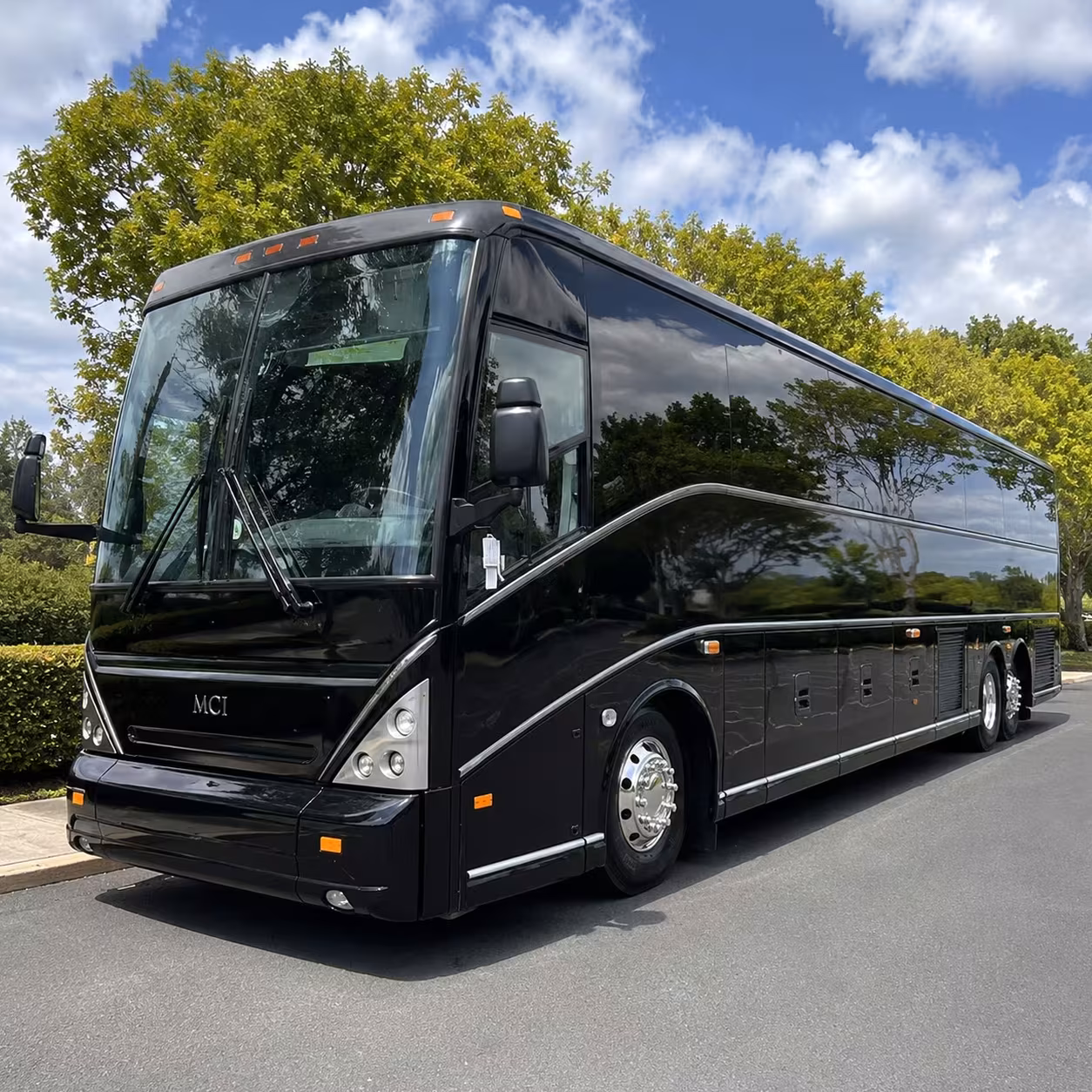 pittsburgh charter bus rentals to ppg paints arena concerts