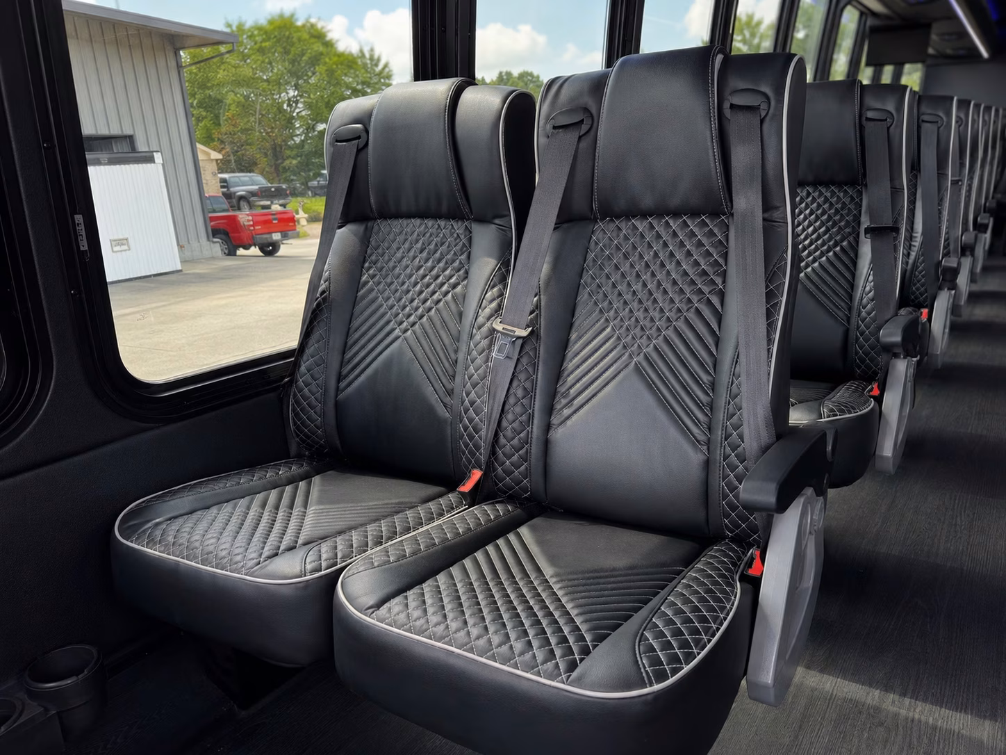 pittsburgh charter buses for large prom groups and schools