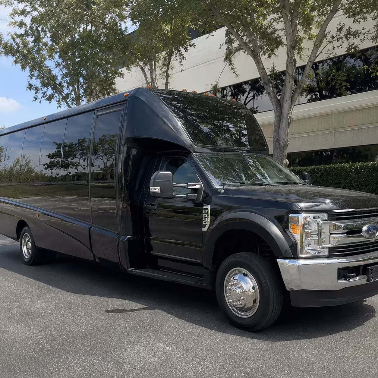 pittsburgh party bus rental